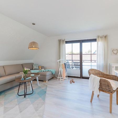 Ferienwohnungen Haus Am Strand Zingst Luaran gambar