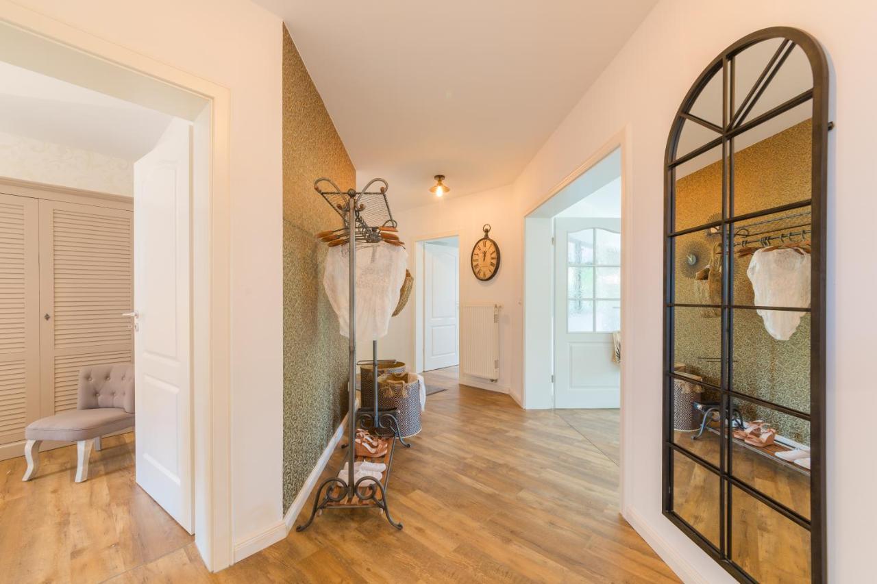 Ferienwohnungen Haus Am Strand Zingst Luaran gambar