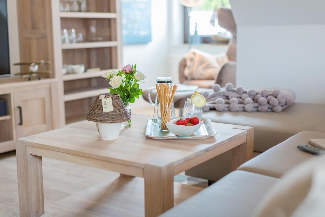 Ferienwohnungen Haus Am Strand Zingst Luaran gambar