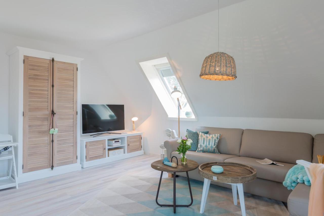 Ferienwohnungen Haus Am Strand Zingst Luaran gambar