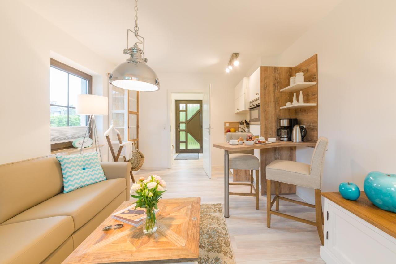 Ferienwohnungen Haus Am Strand Zingst Luaran gambar