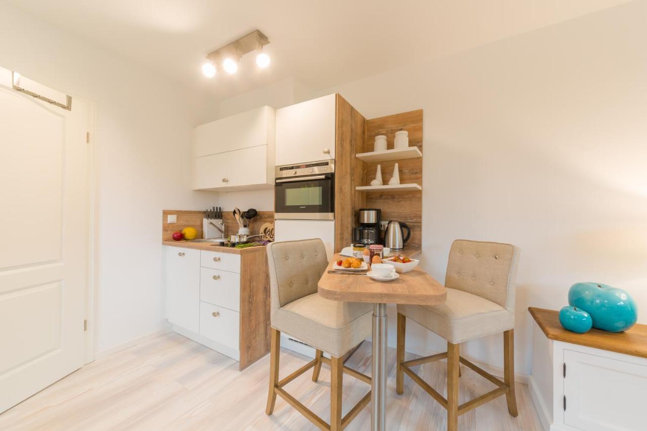 Ferienwohnungen Haus Am Strand Zingst Luaran gambar